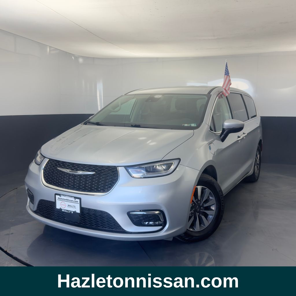 2023 Chrysler Pacifica Hybrid