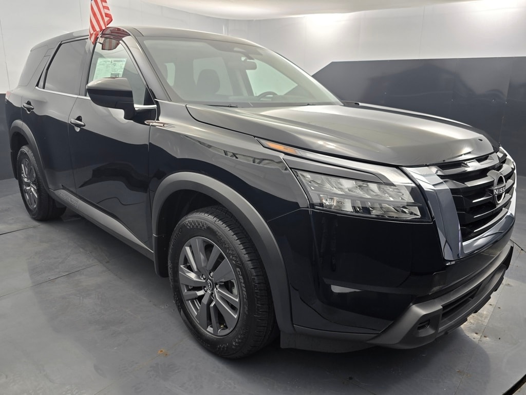 New 2025 Nissan Pathfinder S SUV