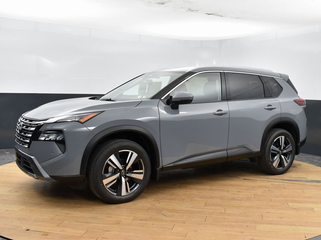 2025 Nissan Rogue SL photo 3