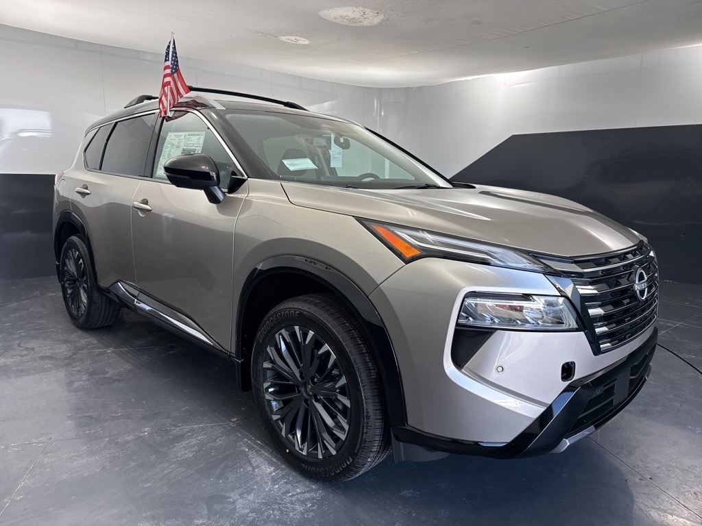 2026 Nissan Rogue Platinum's photo