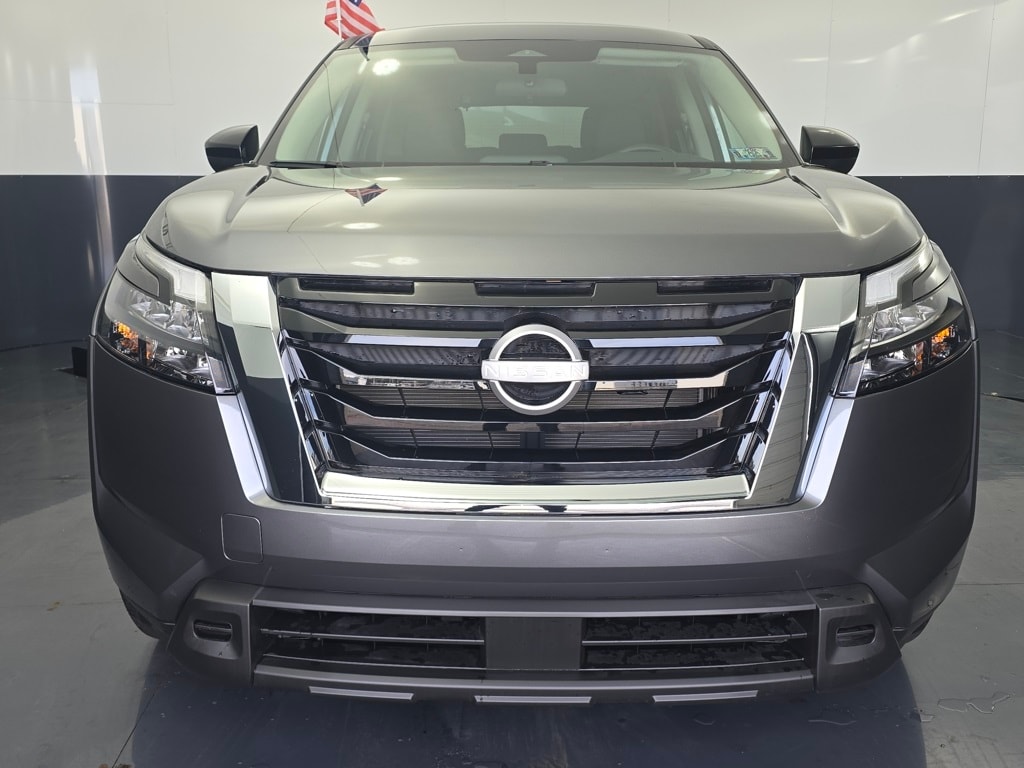 New 2025 Nissan Pathfinder S SUV