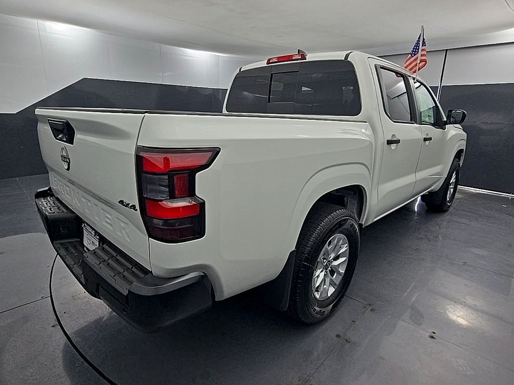 2026 Nissan Frontier S - Photo 11