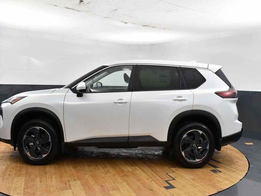 2025 Nissan Rogue SV photo 4
