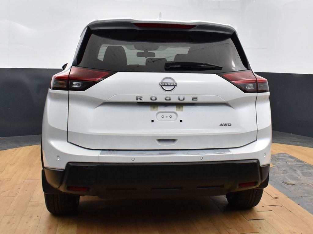New 2025 Nissan Rogue SV SUV