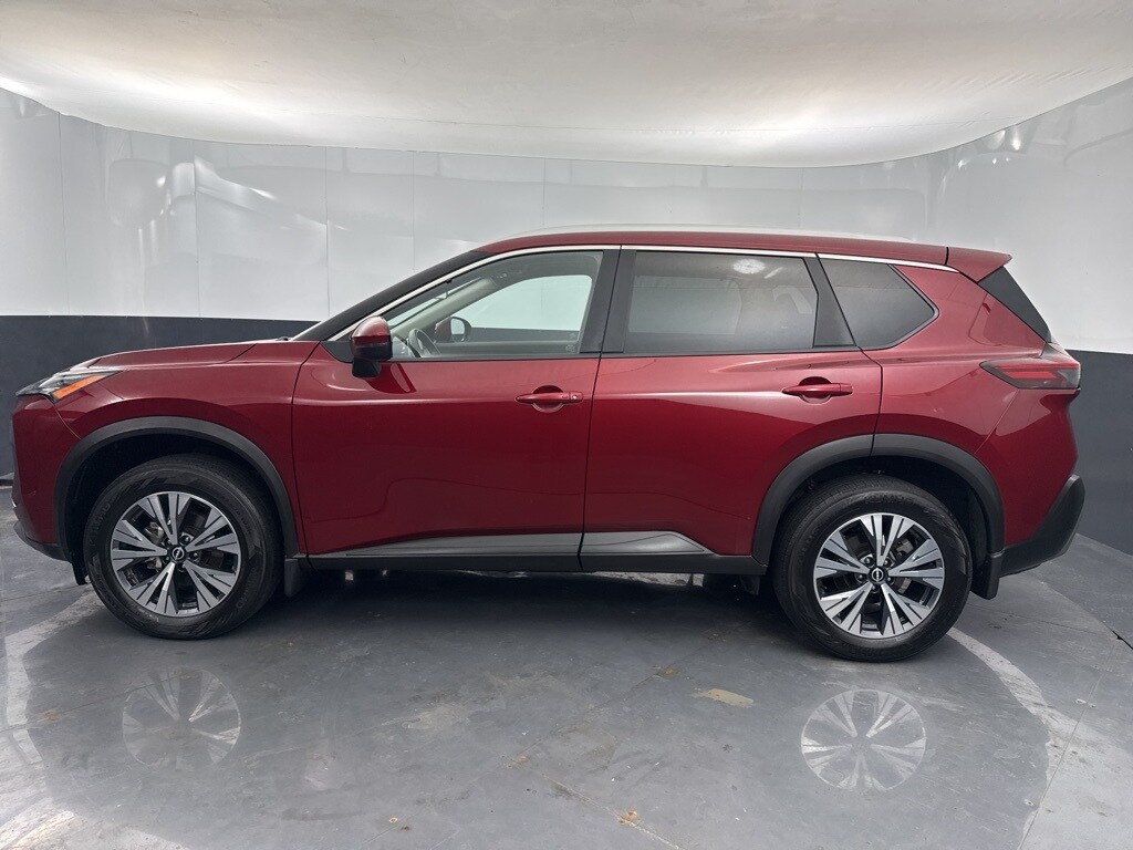 2022 Nissan Rogue SV photo 4