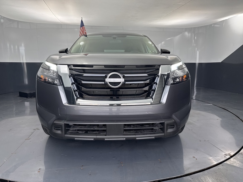 New 2025 Nissan Pathfinder S SUV