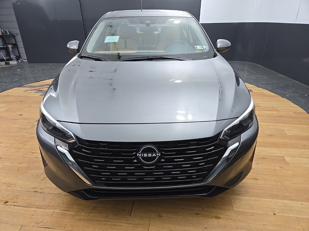 2025 Nissan Sentra SV photo 2