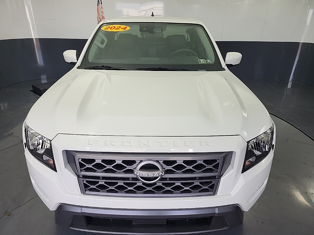New 2024 Nissan Frontier SV Truck King Cab