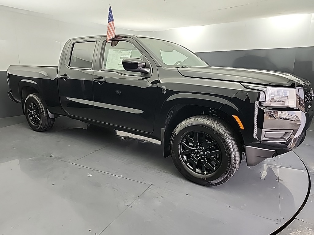 2026 Nissan Frontier SV's photo