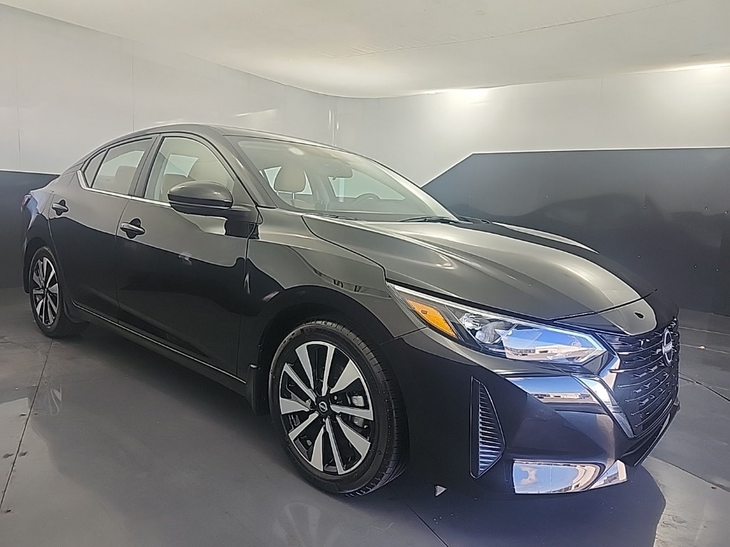 2025 Nissan Sentra SV's photo