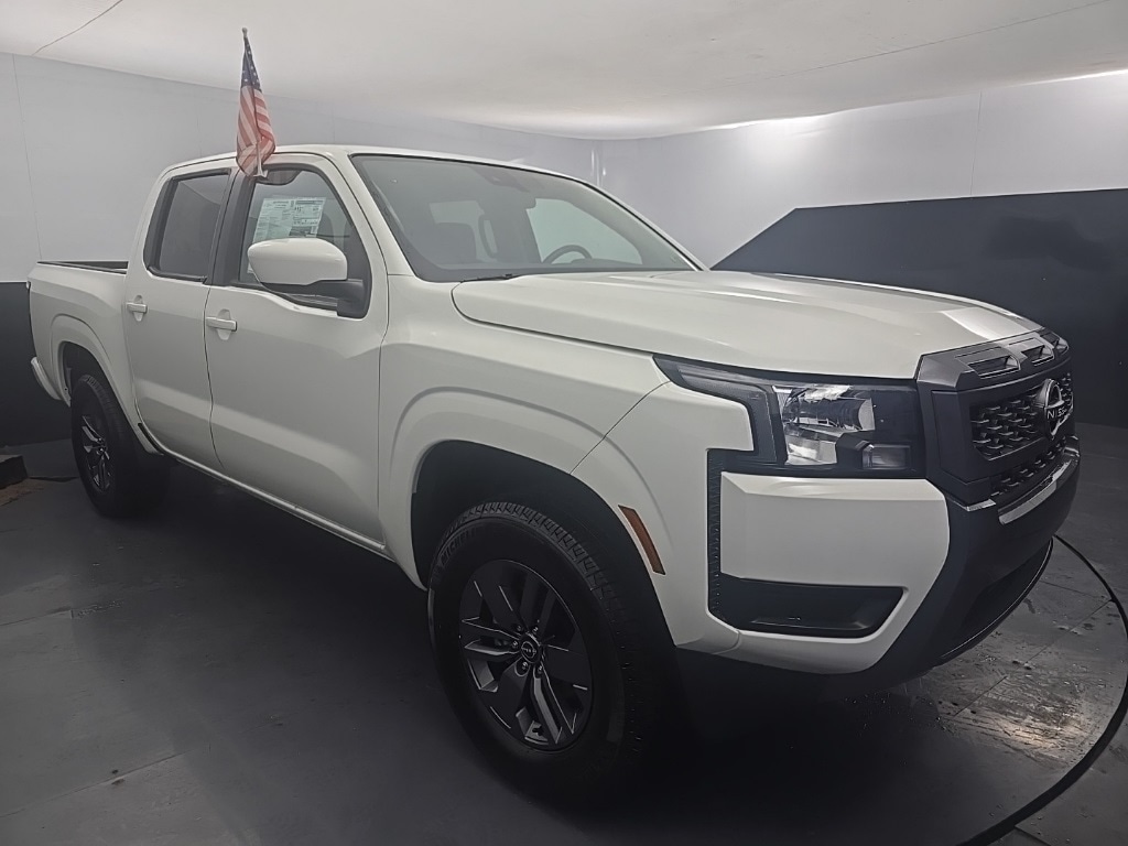 2025 Nissan Frontier SV's photo