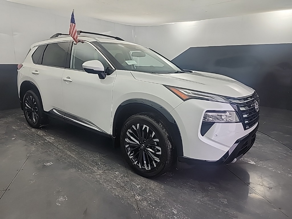 2026 Nissan Rogue Platinum's photo