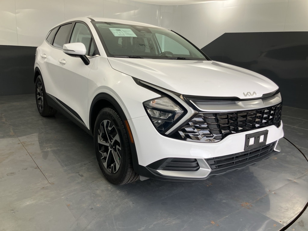 2023 Kia Sportage EX's photo