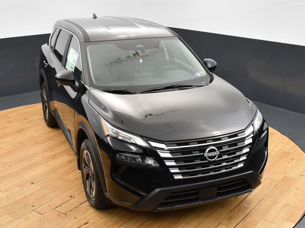 2025 Nissan Rogue SV photo 2