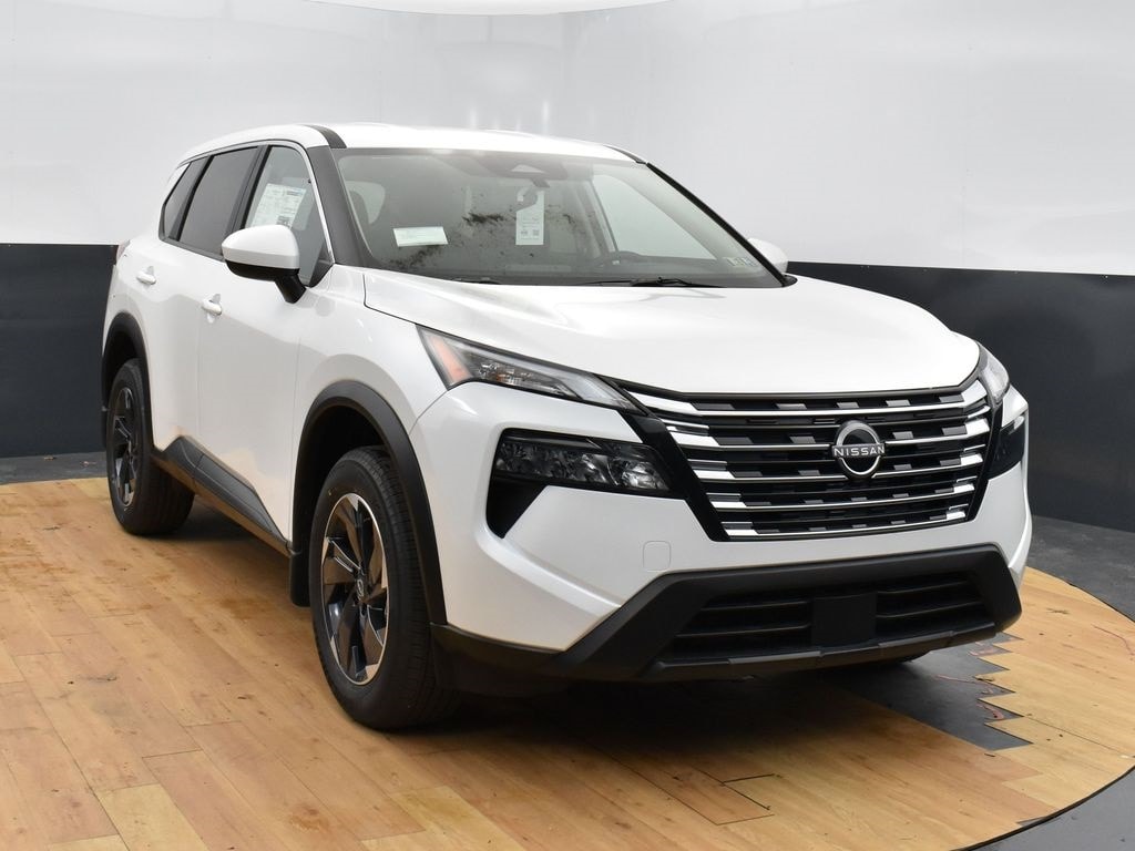 2025 Nissan Rogue SV's photo