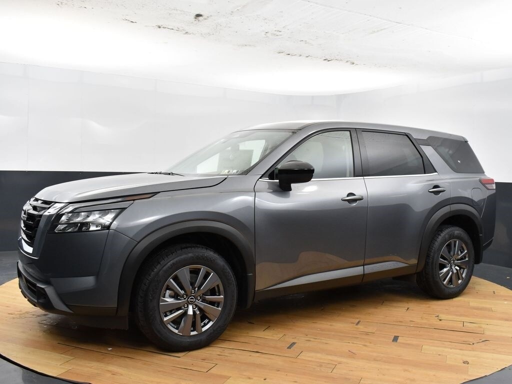 2025 Nissan Pathfinder S photo 3