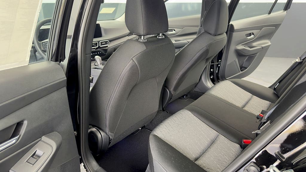 2025 Nissan Sentra S - Photo 22