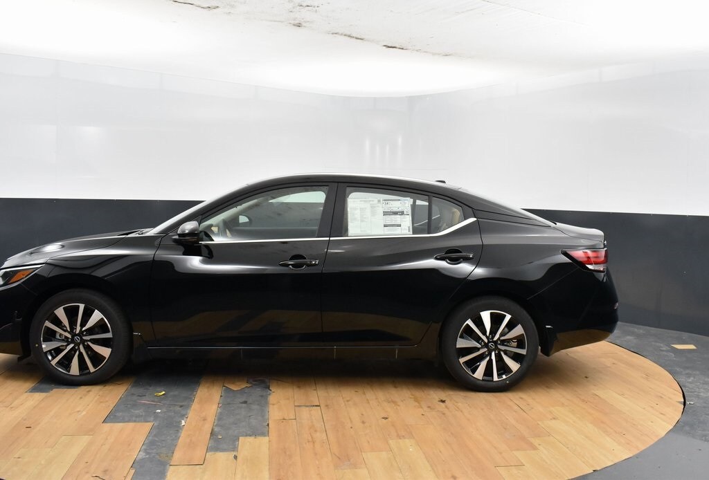 2025 Nissan Sentra SV photo 4