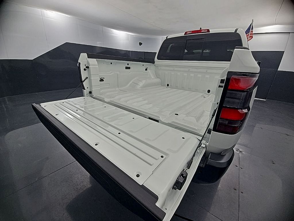 2026 Nissan Frontier S - Photo 9