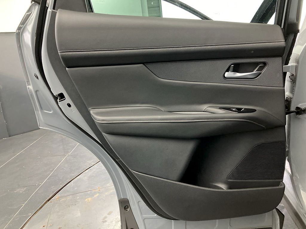 2025 Nissan Murano SL - Photo 24
