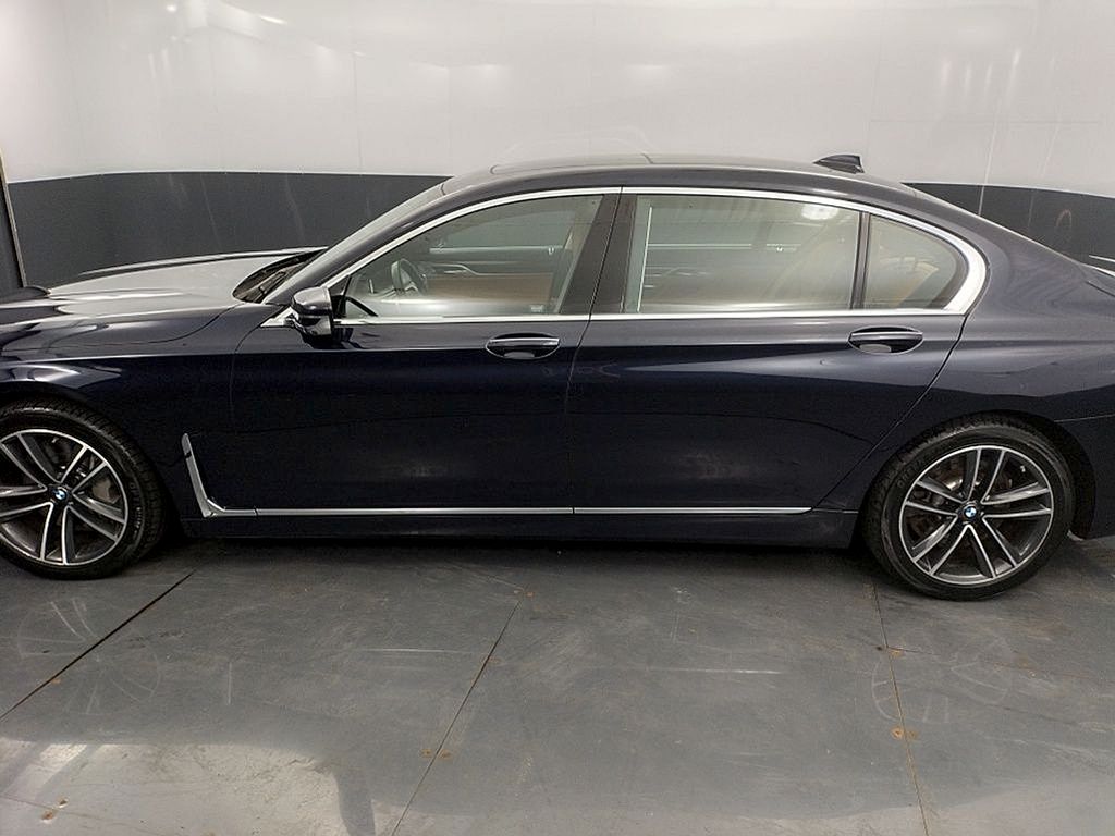 2020 BMW 7 Series 750i - Photo 7