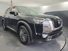 2025 Nissan Pathfinder S SUV