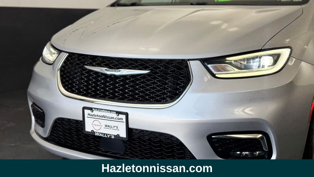 2023 Chrysler Pacifica Hybrid