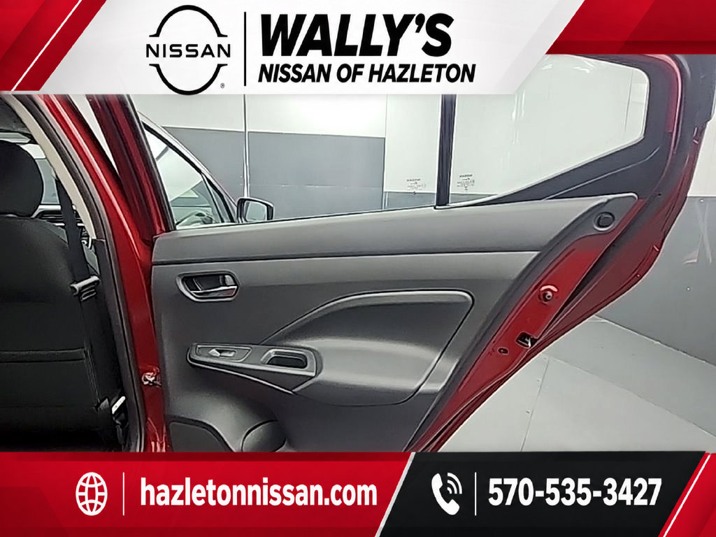 2025 Nissan Versa Sedan SV - Photo 17