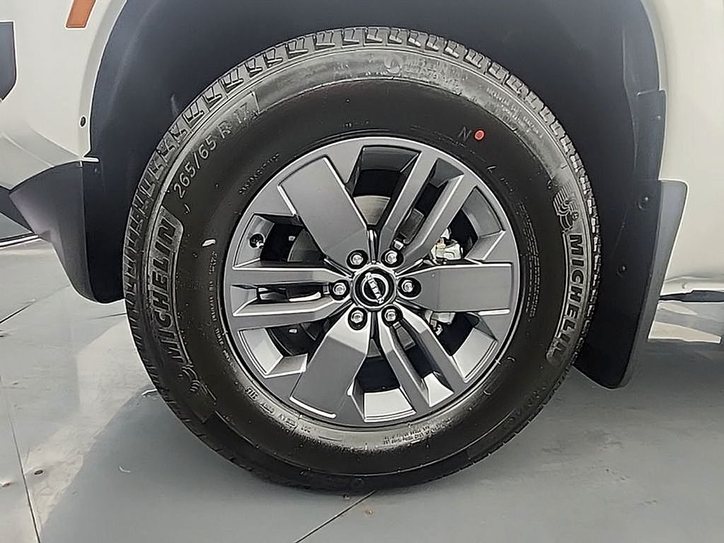 2026 Nissan Frontier SV - Photo 13