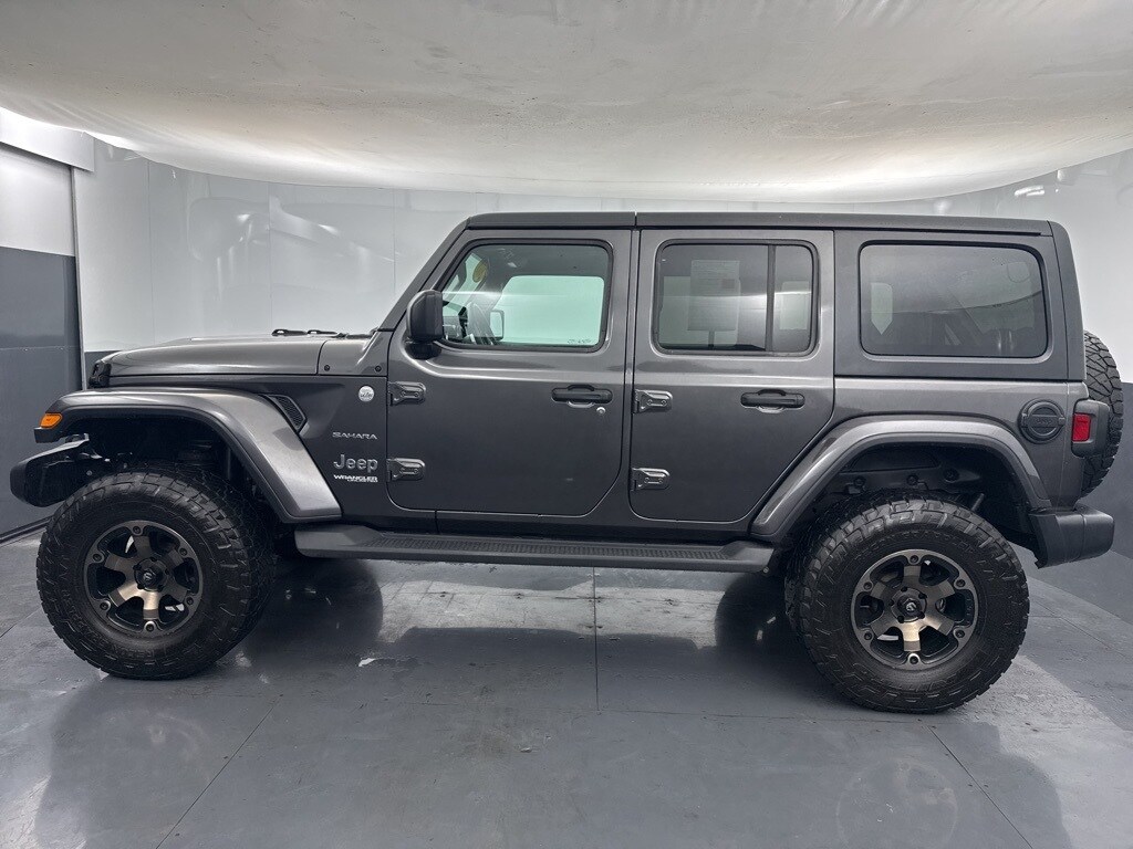 2018 Jeep Wrangler Unlimited Sahara photo 4