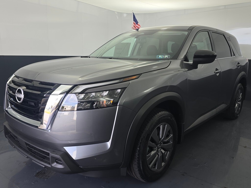New 2025 Nissan Pathfinder S SUV