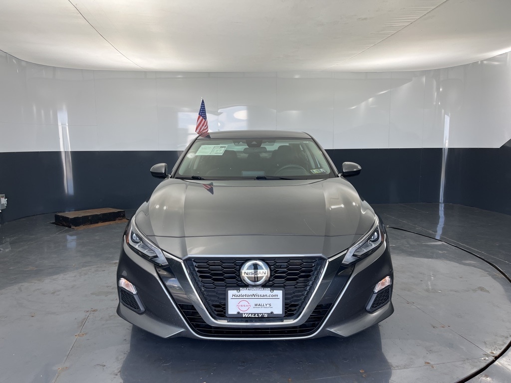 Used 2022 Nissan Altima SV with VIN 1N4BL4DV5NN388131 for sale in Hazle Township, PA