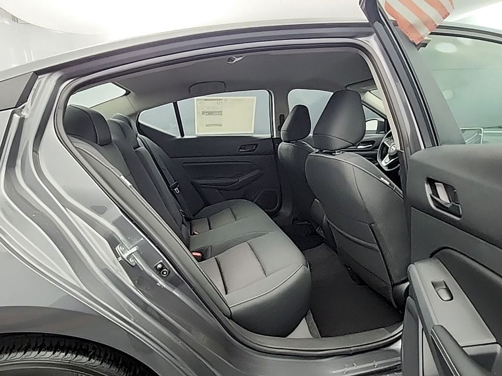 2025 Nissan Altima SV - Photo 25