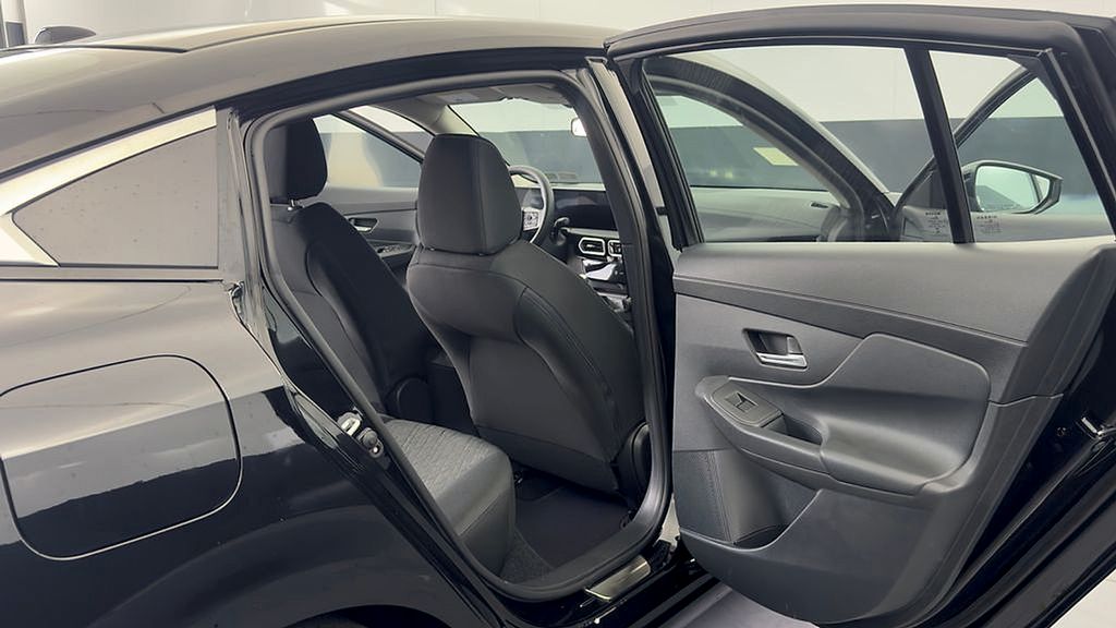 2025 Nissan Sentra S - Photo 30