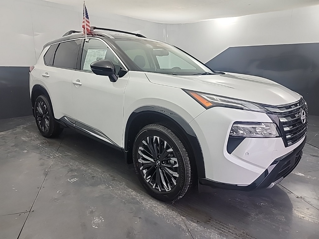 2026 Nissan Rogue Platinum's photo