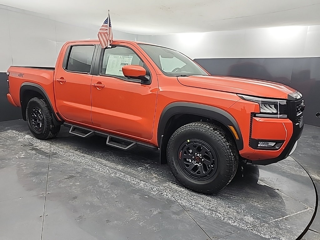 2026 Nissan Frontier PRO-4X's photo