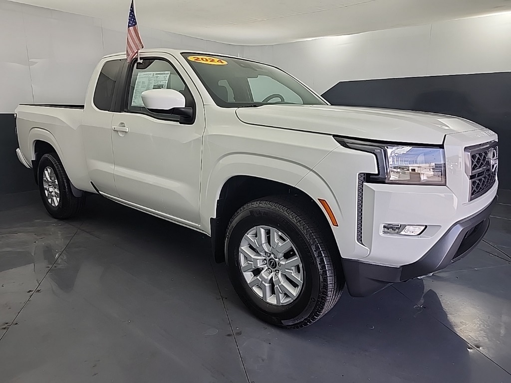 New 2024 Nissan Frontier SV Truck King Cab