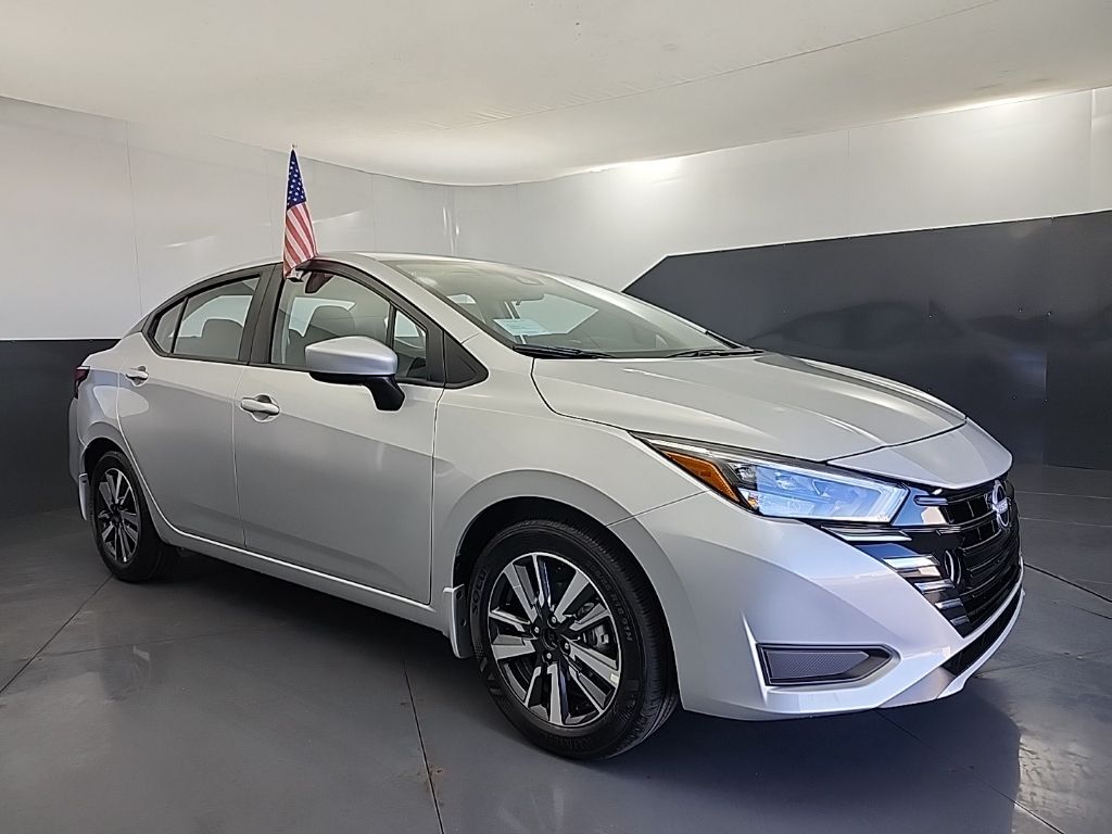 2025 Nissan Versa Sedan SV