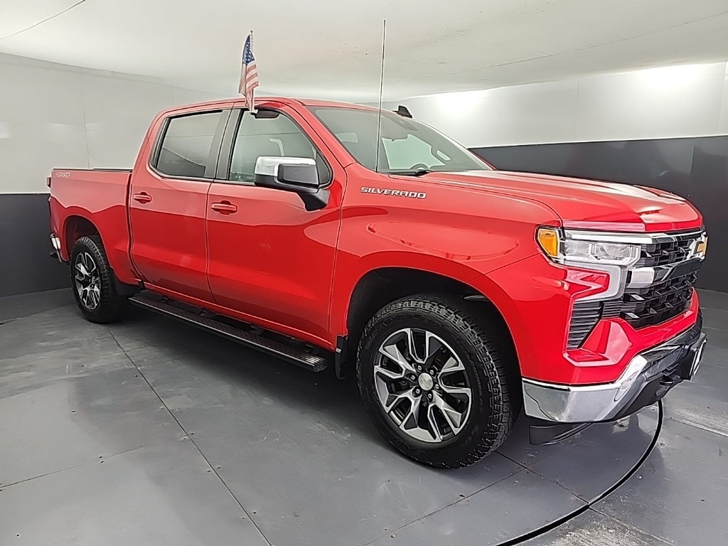 2022 Chevrolet Silverado 1500 LT's photo