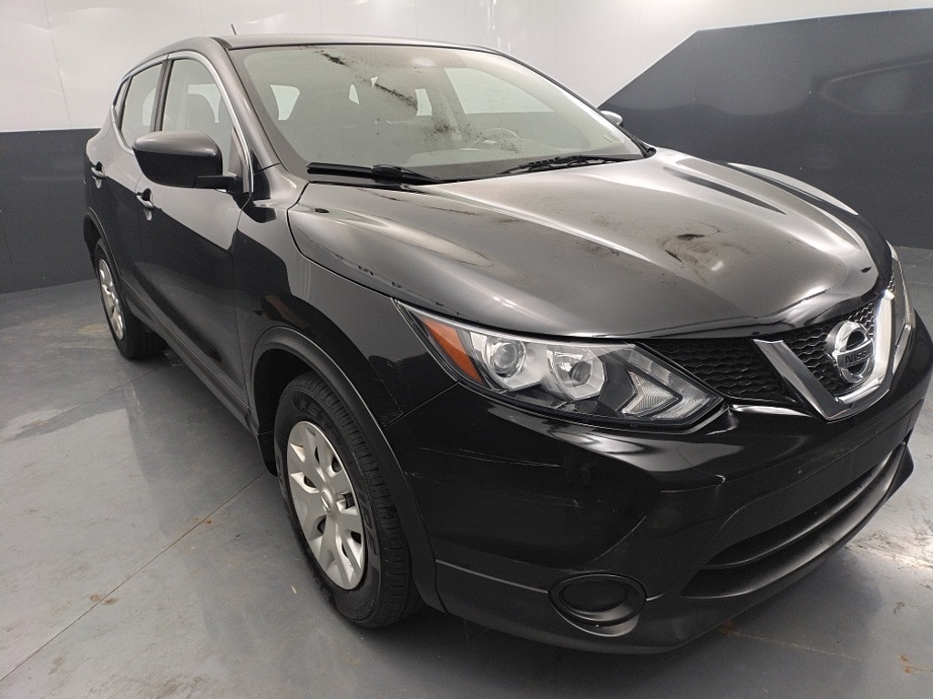 Used 2018 Nissan Rogue Sport S with VIN JN1BJ1CR8JW201264 for sale in Hazle Township, PA