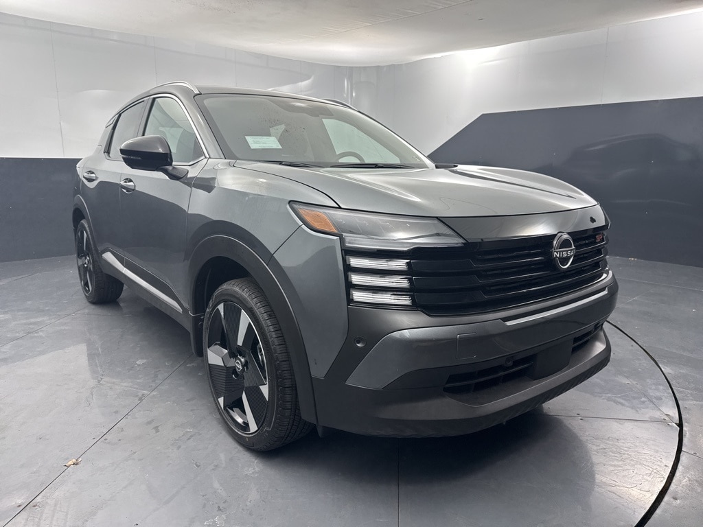 New 2026 Nissan Kicks SR SUV