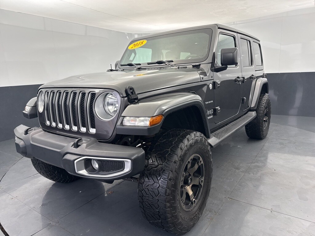 2018 Jeep Wrangler Unlimited Sahara photo 3