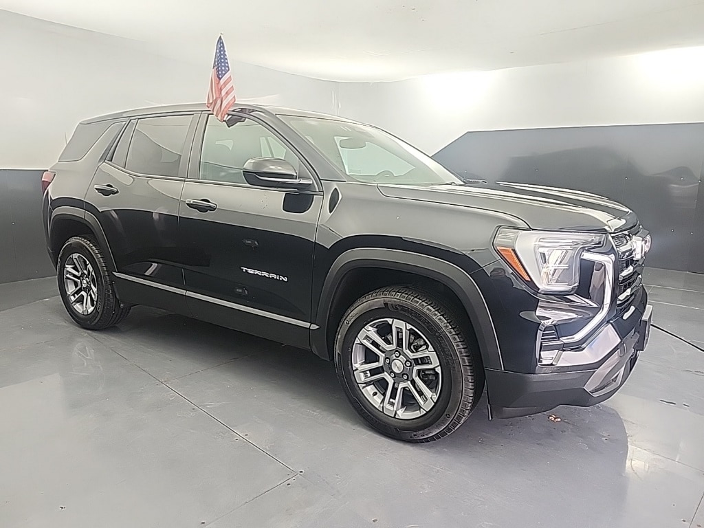 2025 GMC Terrain Elevation's photo