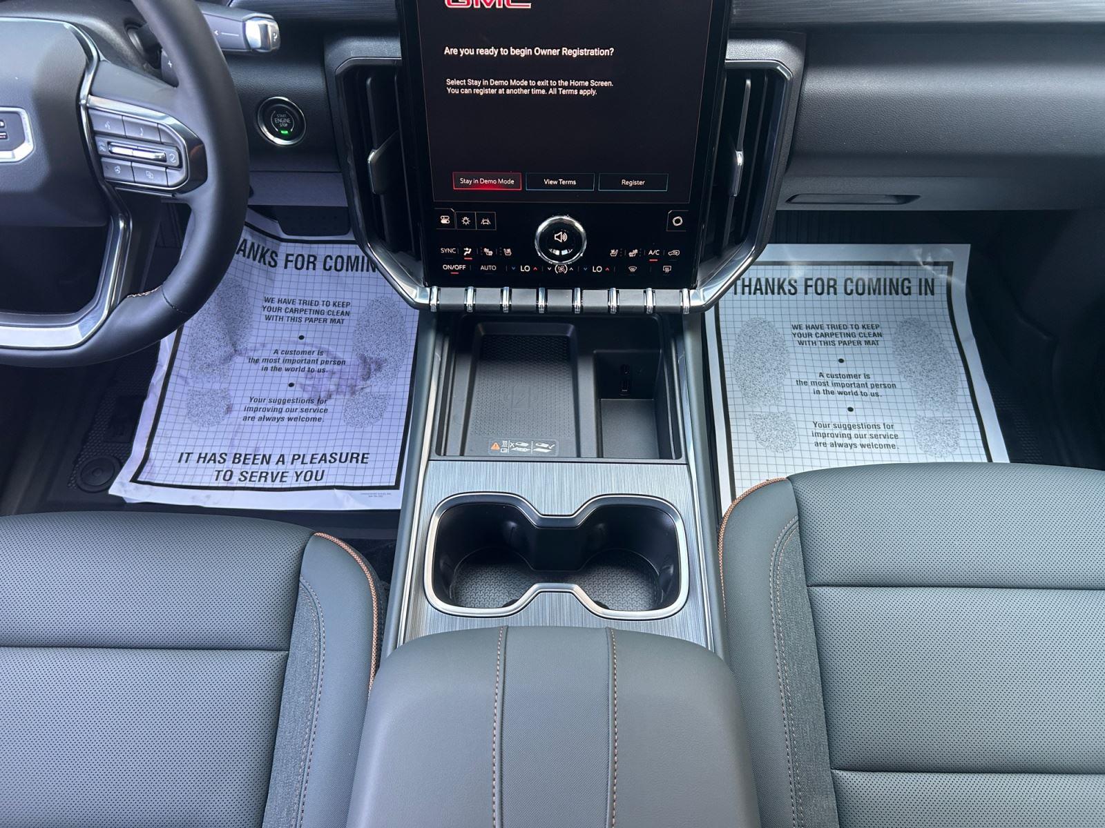 2026 GMC Acadia AT4 - Photo 11