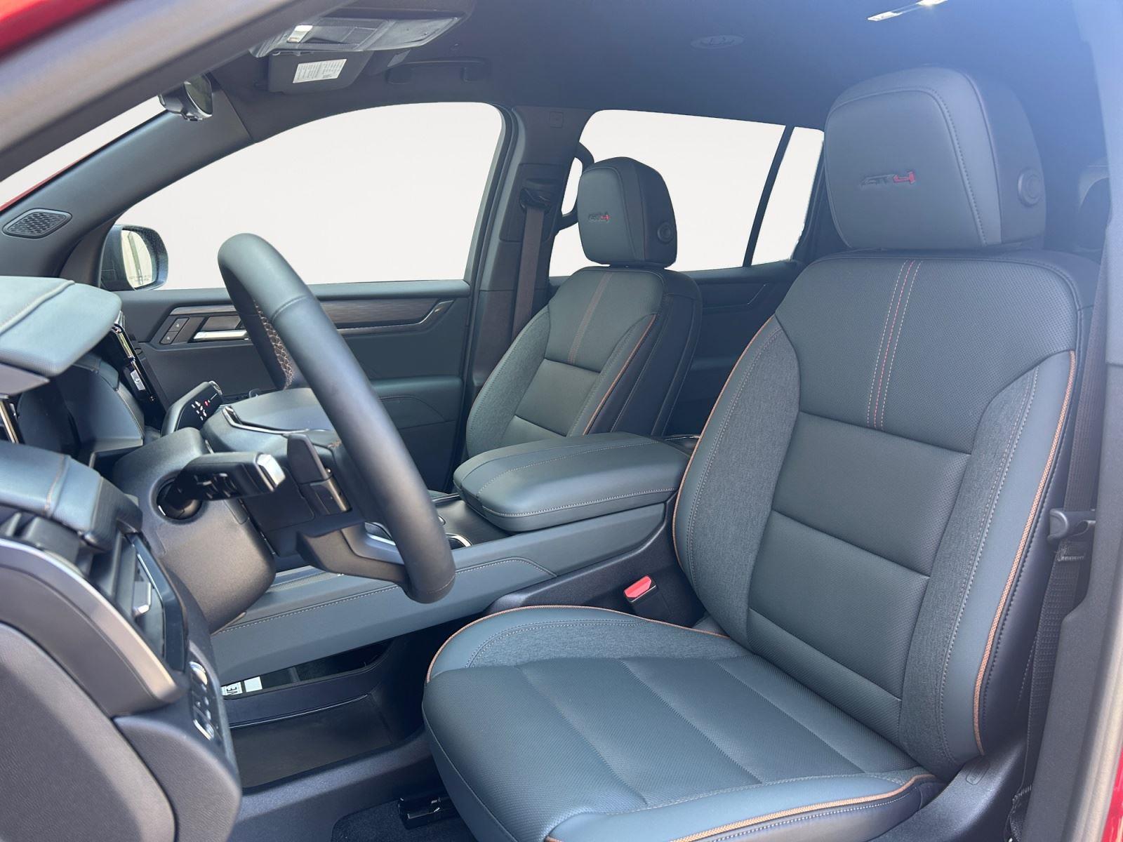 2026 GMC Acadia AT4 - Photo 9