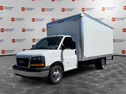 2025 GMC Savana Cutaway 3500 1WT Cutaway Van