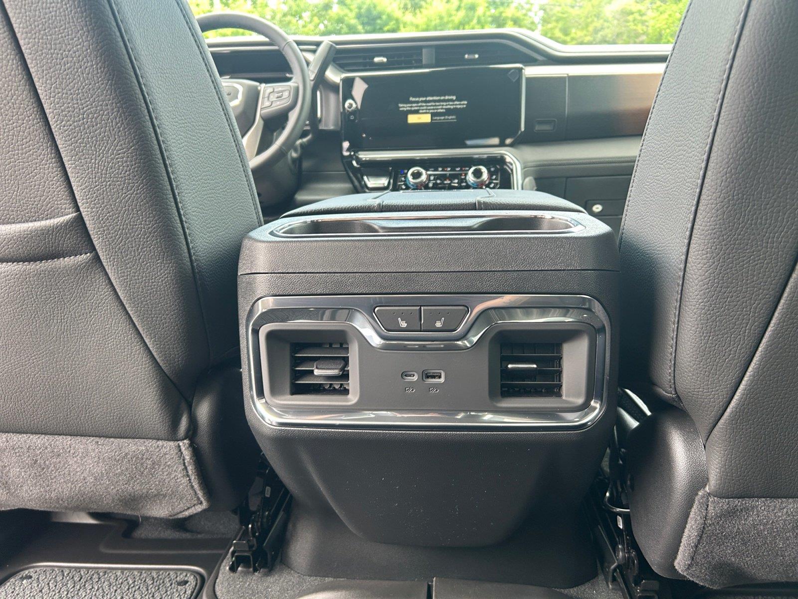 2026 GMC Sierra 2500HD Denali - Photo 17