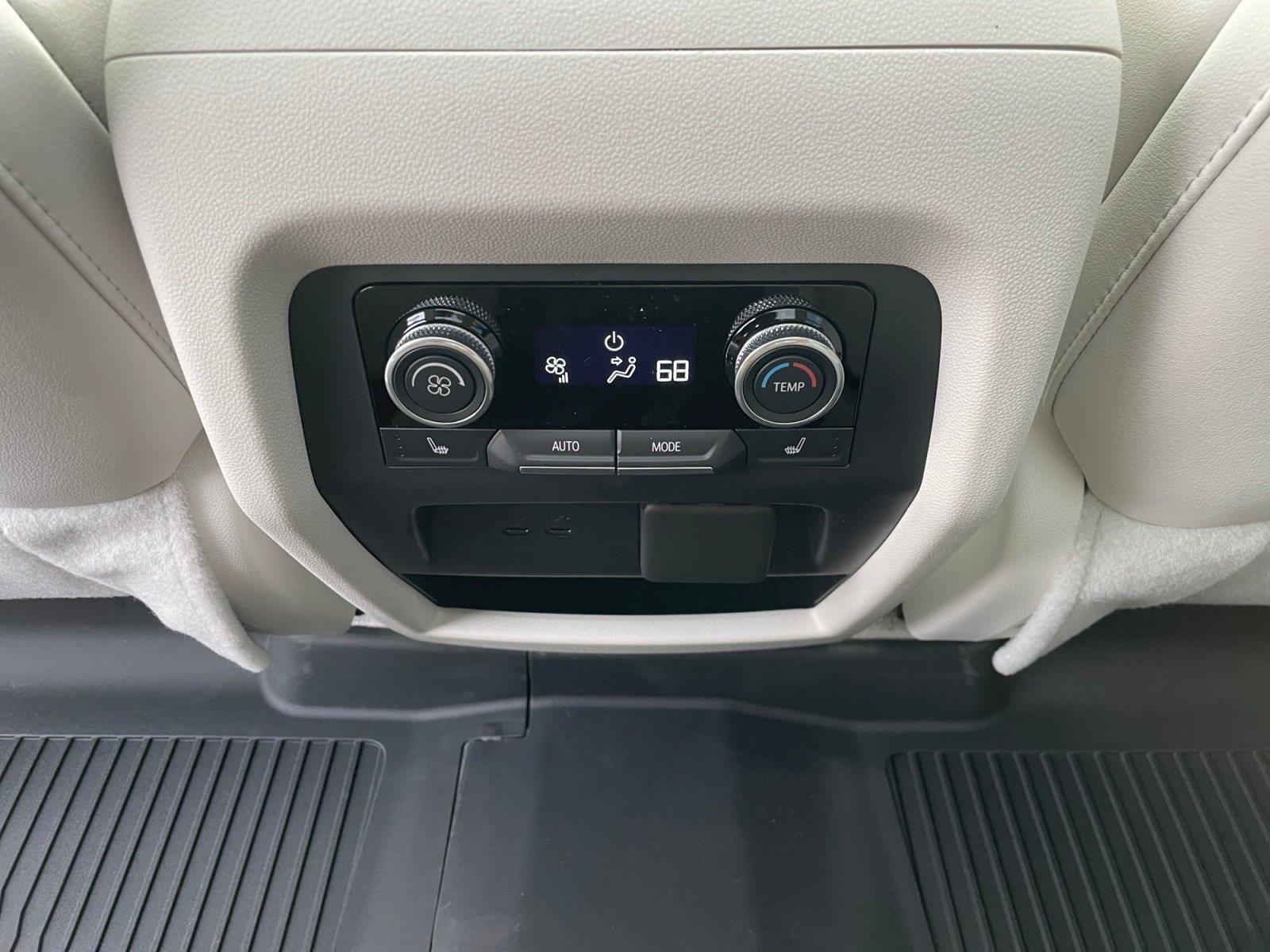 2026 Buick Enclave Avenir - Photo 18