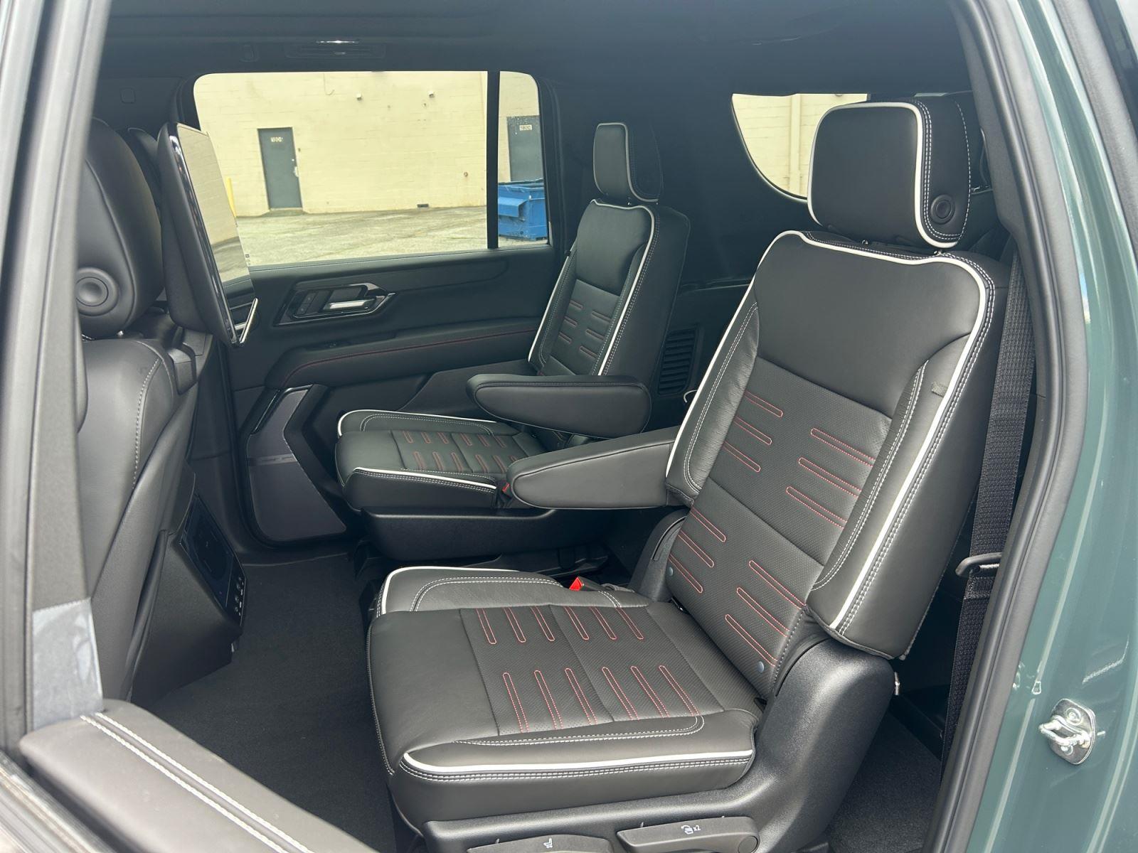 2026 GMC Yukon XL AT4 Ultimate - Photo 16