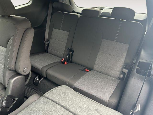 2026 GMC Acadia Elevation - Photo 13